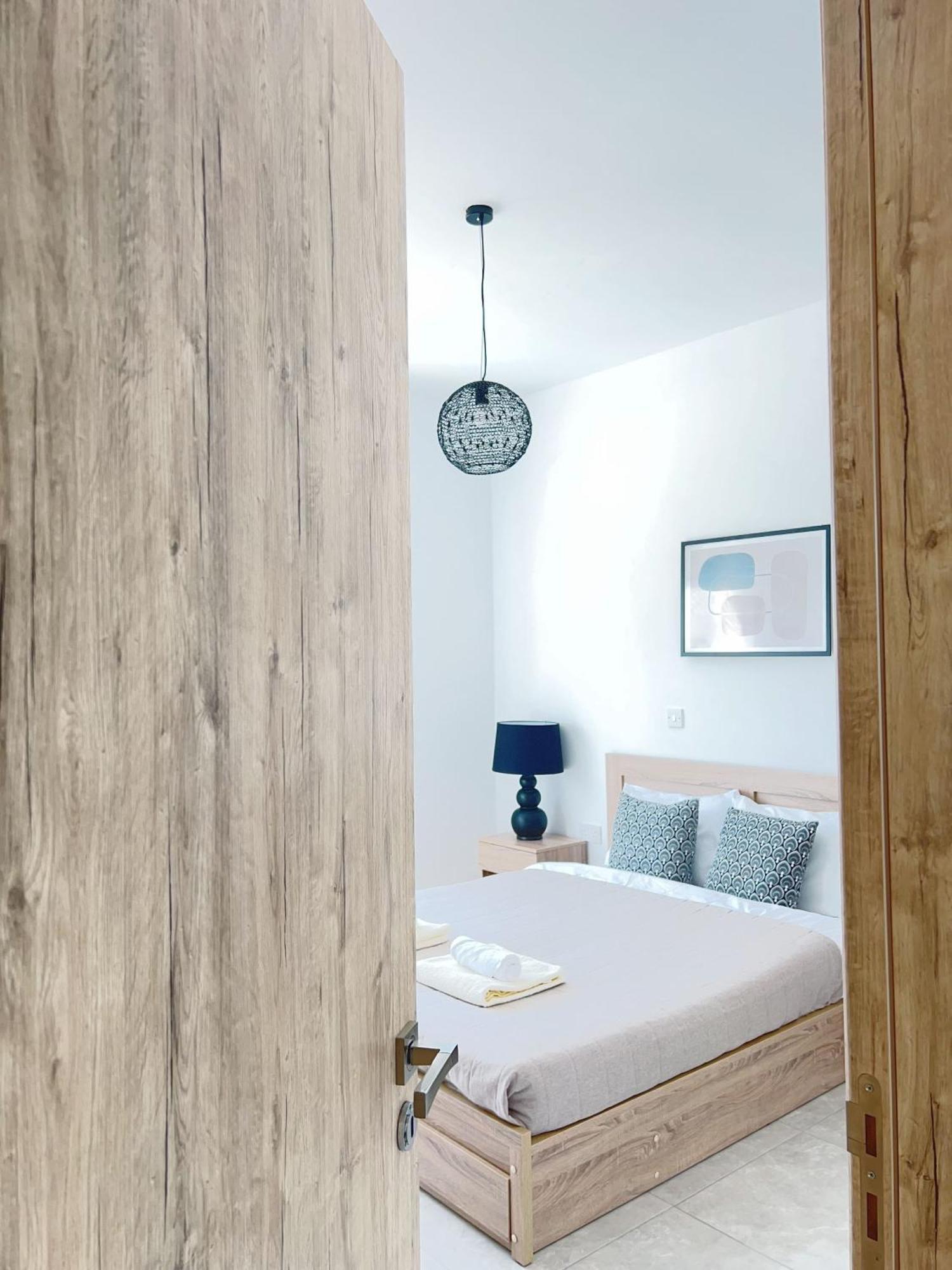 White Mountain Pool Villas Пафос Экстерьер фото